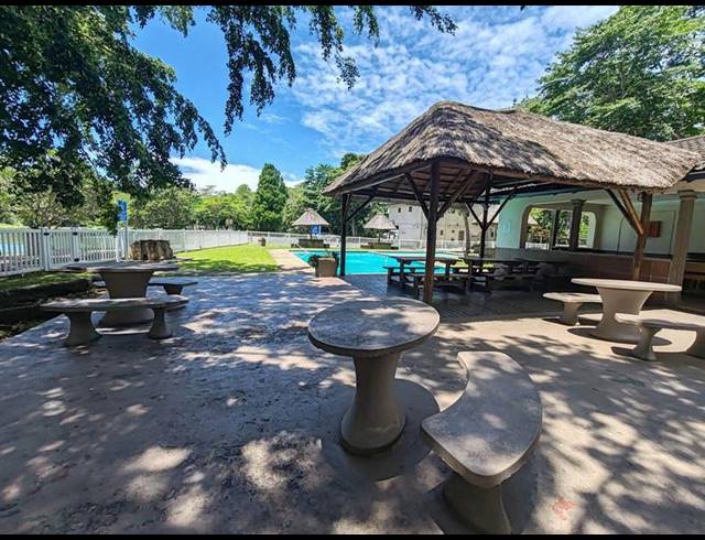 2 BEDROOM APARTMENT FOR SALE IN RENNIES BEACH